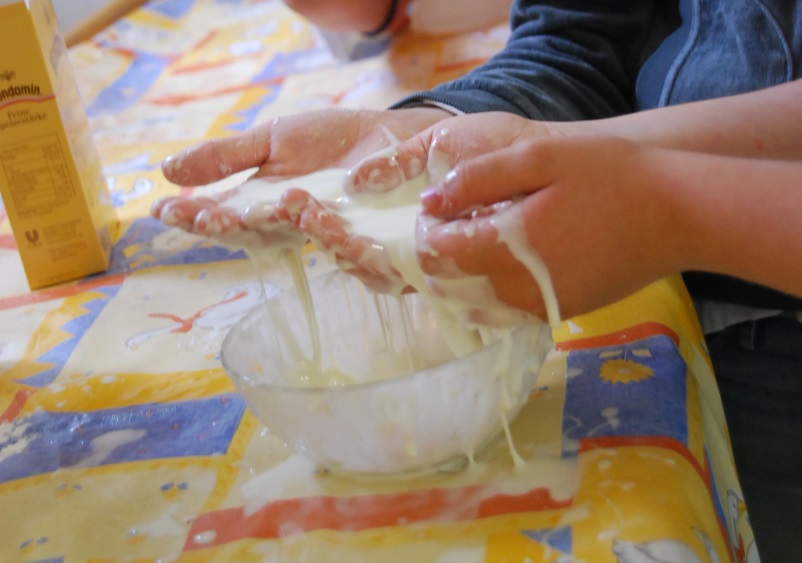 Symbolbild_Workshop_Chemie_Physik.jpg Symbolbild_Workshop_Chemie_Physik.jpg